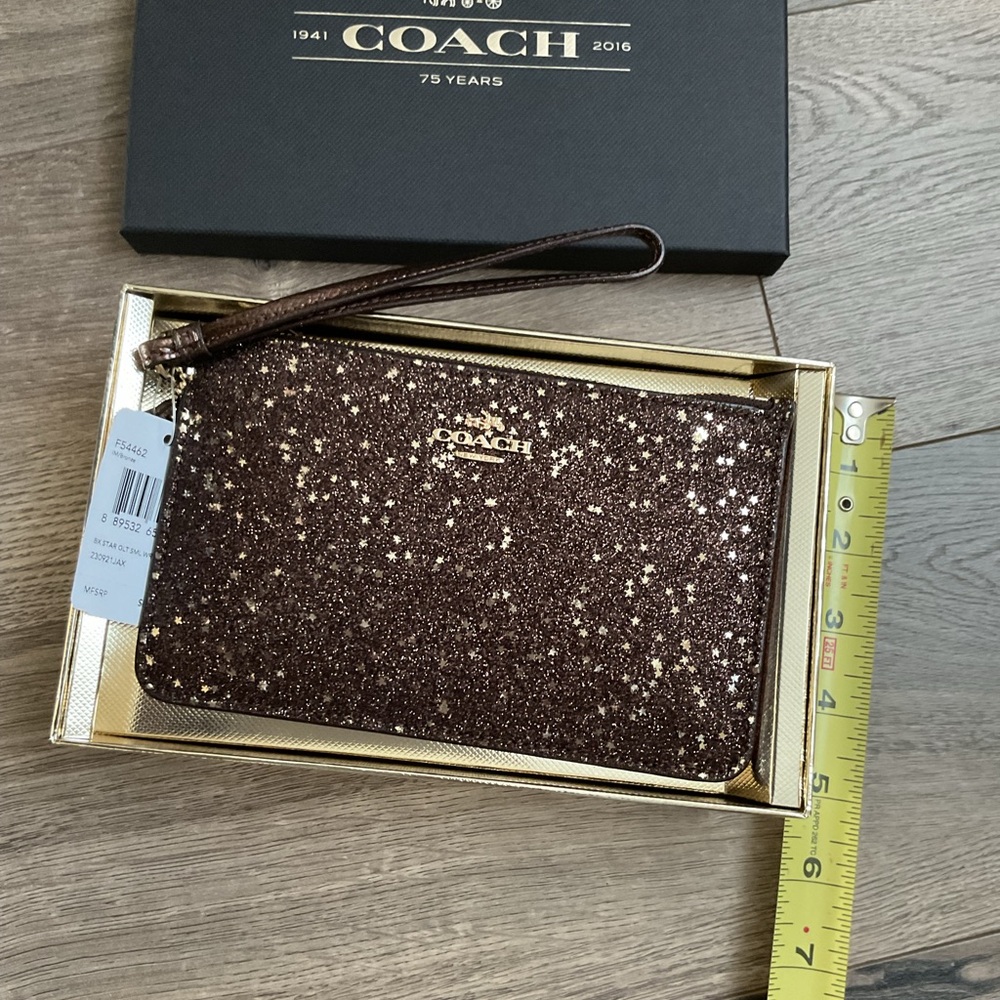 Coach wristlet, New with Tags and box. - Picture 6 of 7